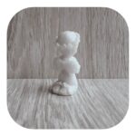 Anjo da Guarda Orando em Resina 5cm - Imagem 2