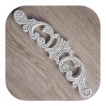 Arabesco Aplique Central em Resina