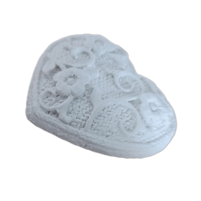 Coração Flores Crochê em Resina