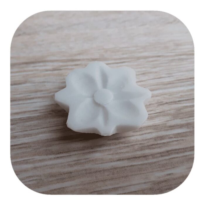 Flor Aplique Confeccionada em Resina 4cm - Imagem 2