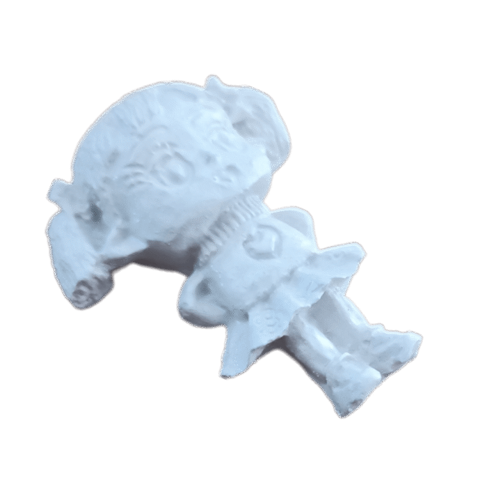 Menina Aplique Confeccionada em Resina