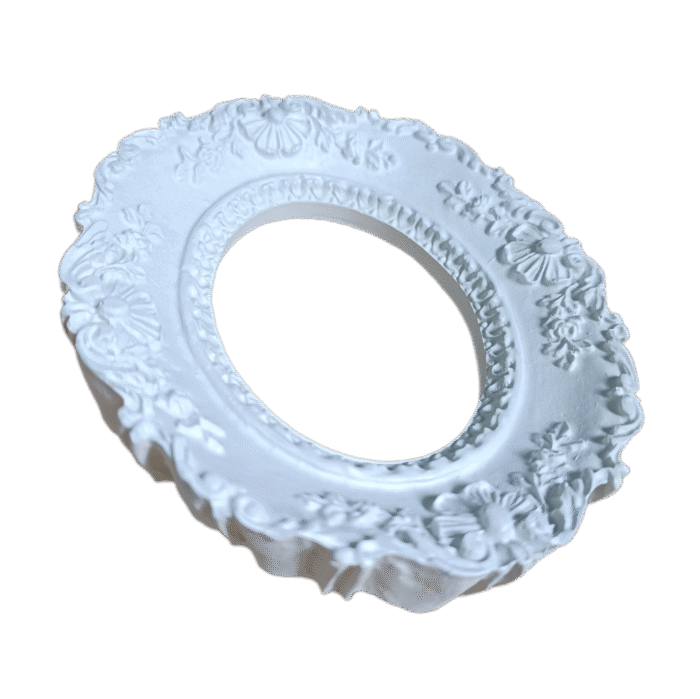 Moldura Oval Confeccionada em Resina