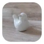 Passarinho Confeccionado em Resina