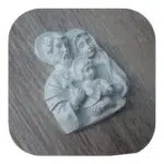 Sagrada Família Aplique em Resina 6cm - Imagem 2