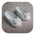 Sapatinho Laço em Resina